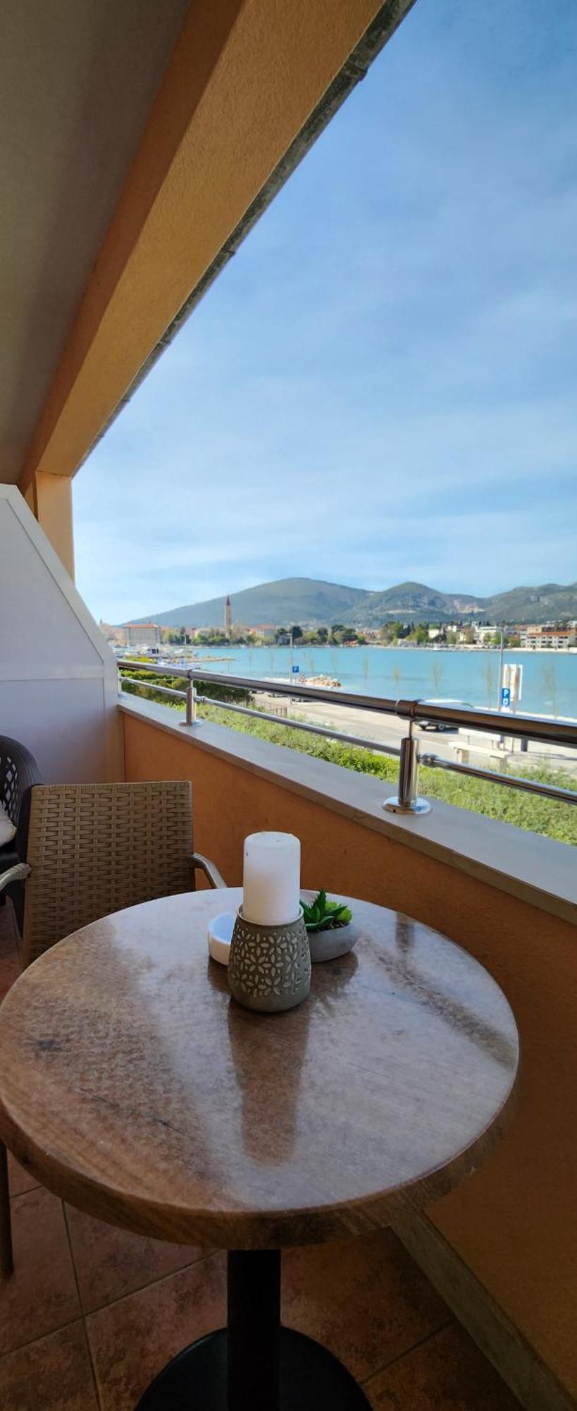 Apartments Kapetanovi Dvori Trogir Exterior foto